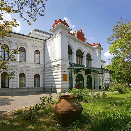 Romana 아파트