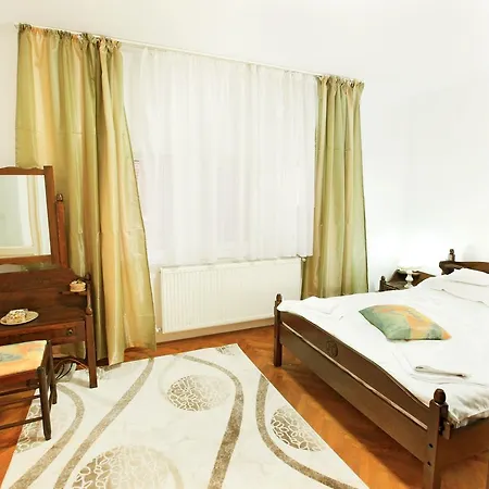 Romana Apartment